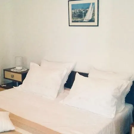 Apartment Mari Garden Kastela