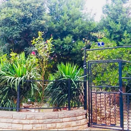 Apartment Mari Garden Kastela